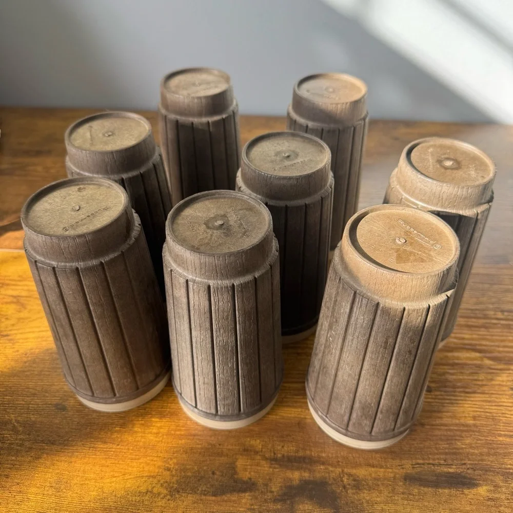 Rubbermaid 2480 Woodgrain Barrel Tumblers Set of 8‎ Vintage Plastic Cups USA